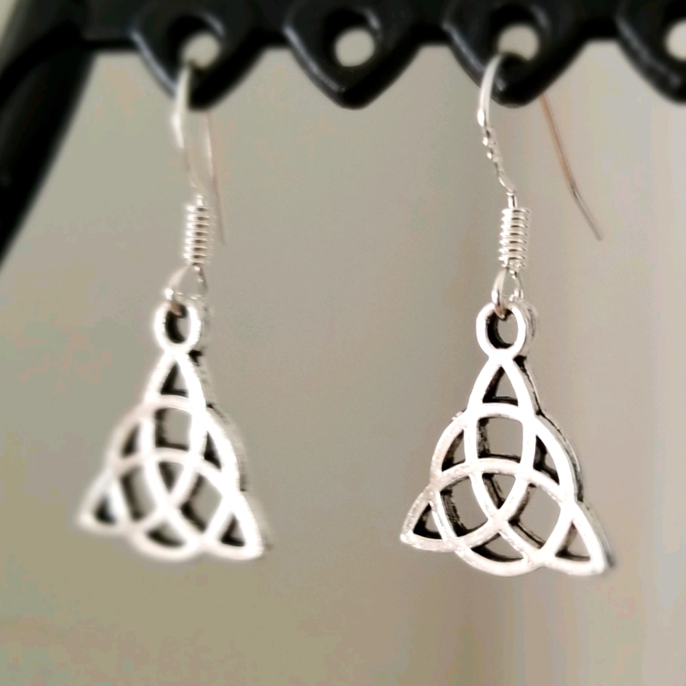 Beautiful celtic earrings